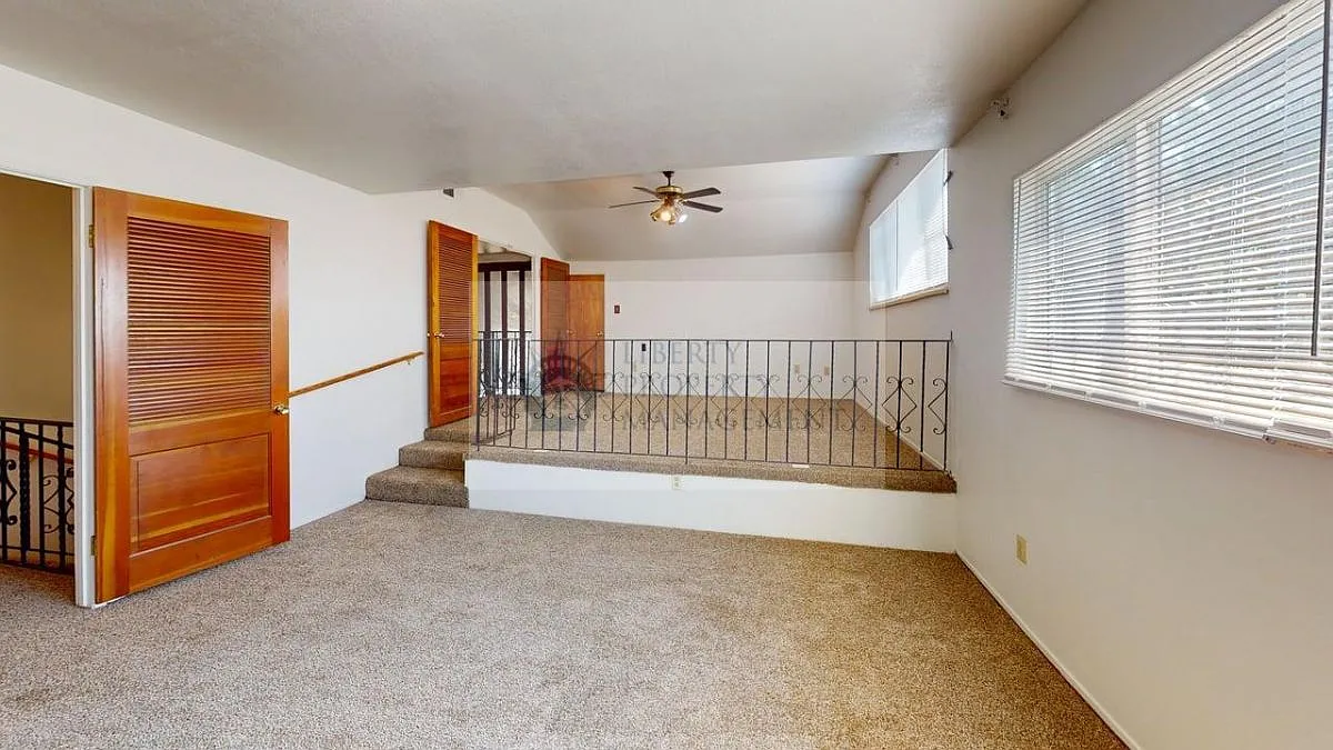 4 bed, 3.5 bath, 2773 sqft, $2,995 — Photo 3