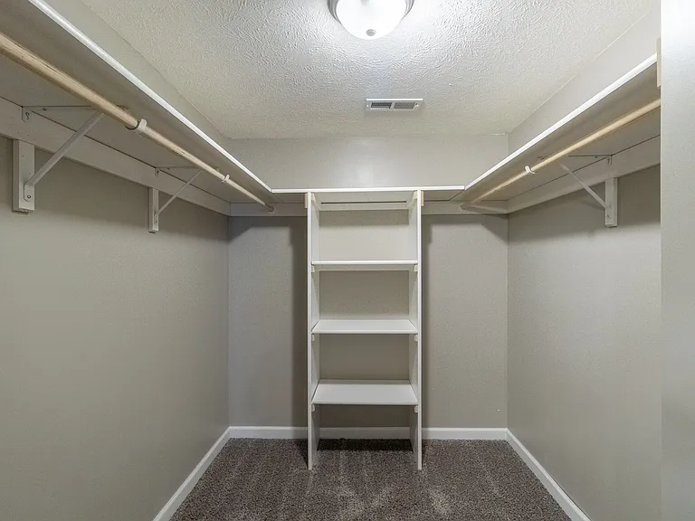 6241 Whitewater Ln — Photo 26