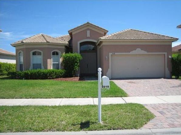 5518 Place Lake Dr