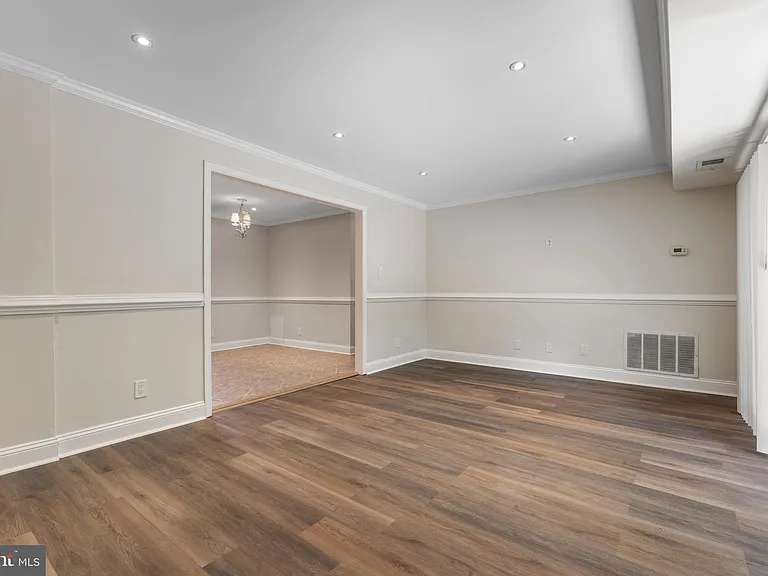 11611 Vantage Hill Rd #11B — Photo 15
