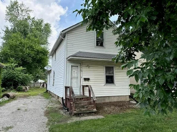 1122 32nd St NE, Cedar Rapids, IA 52402