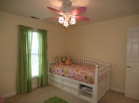 4th image of 24 Pinnacle Dr
