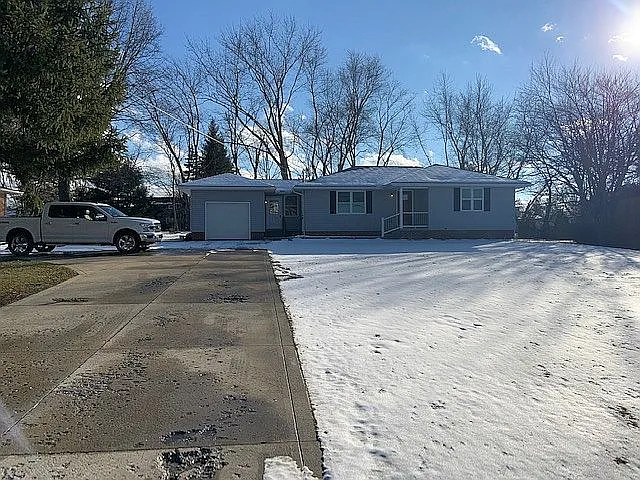 16245 Shurmer Rd photo 1