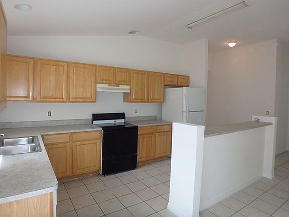 5th image of 166 Plainview Dr #B