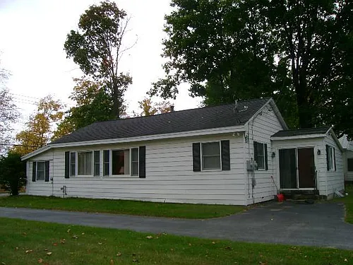 69 Nelson Ave Photo 1