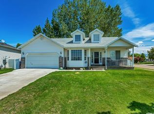 5396 S 4075 W, Roy, UT 84067