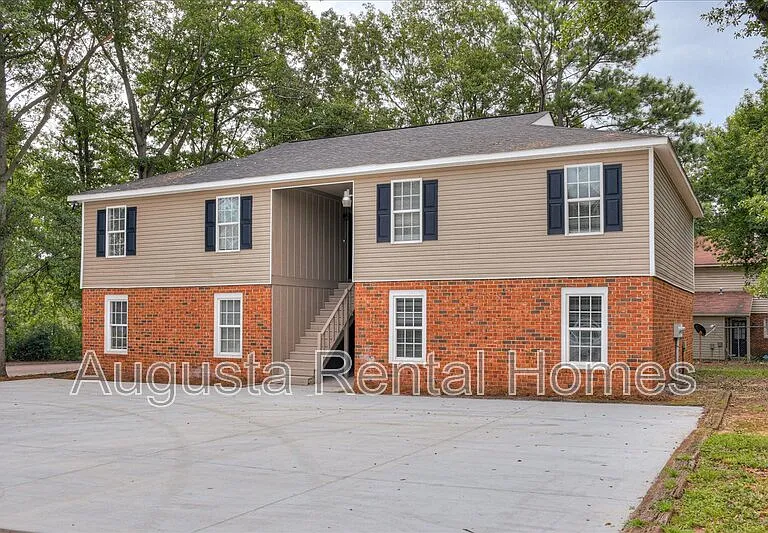 154 Conifer Dr — Photo 2
