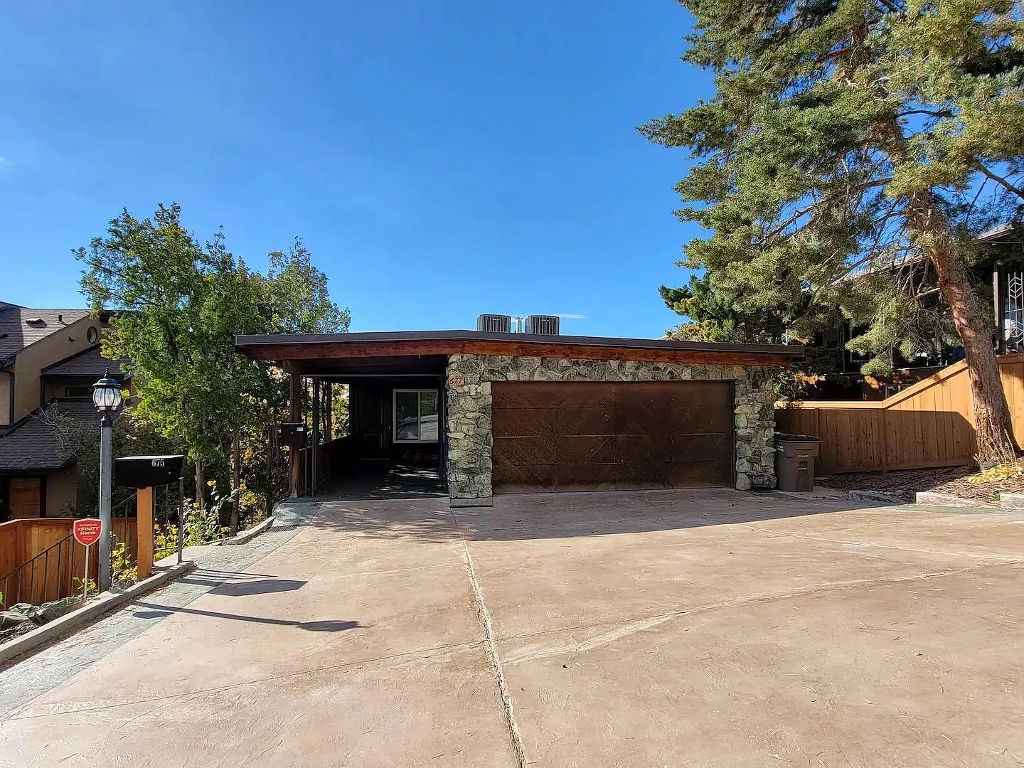 4 bed, 2000 sqft, $900 — Photo 2