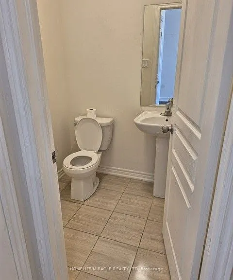 80 Truro Cir — Photo 16