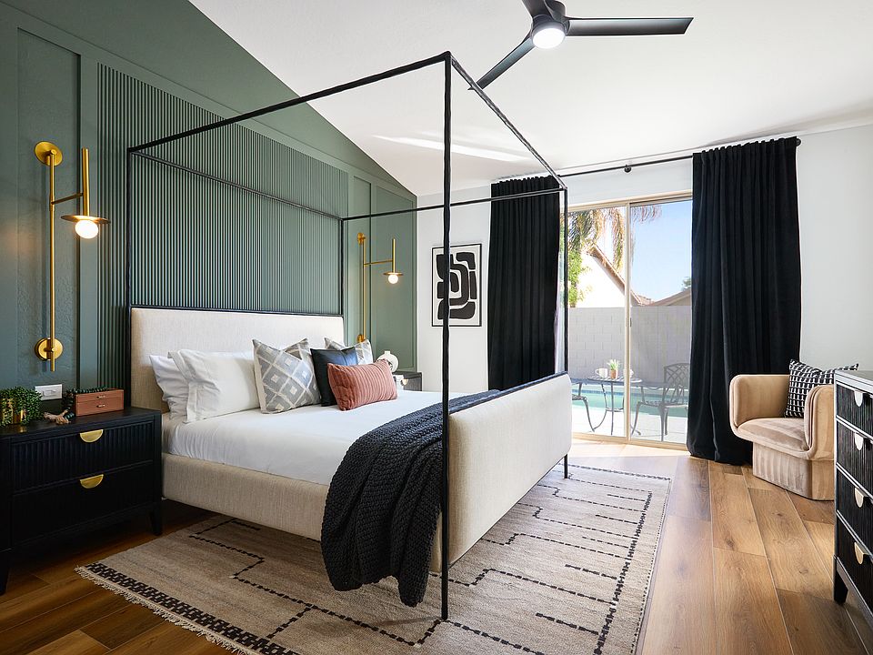 Primary Bedroom: NEW King Size Bed