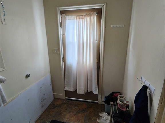 4th image of 813 Souris Ave NE