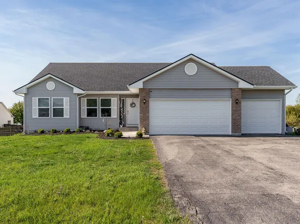 722 Ashleigh Ln, Roscoe, IL 61073