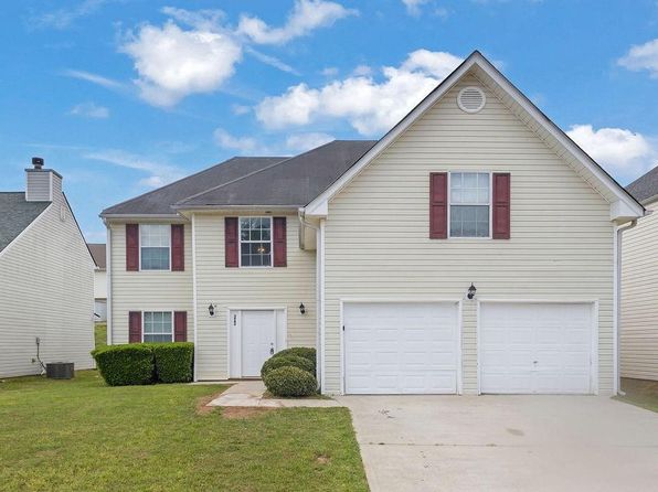 3943 Brookgate Ct, Ellenwood, GA 30294