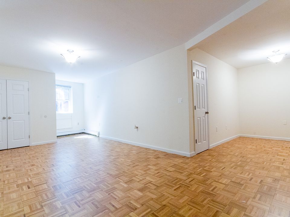 1st image of 174 Carroll St APT 1E