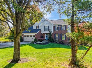 8384 Ridgevalley Ct, Cincinnati, OH 45247