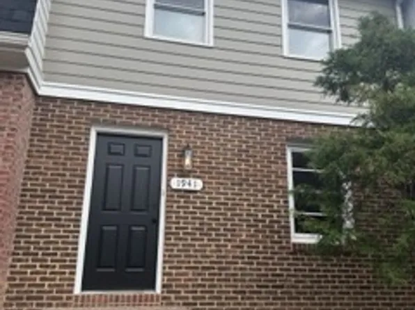 1941 Willow Hill Dr, Harrisonburg, VA 22801