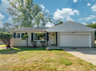 37361 Bristol St, Livonia, MI