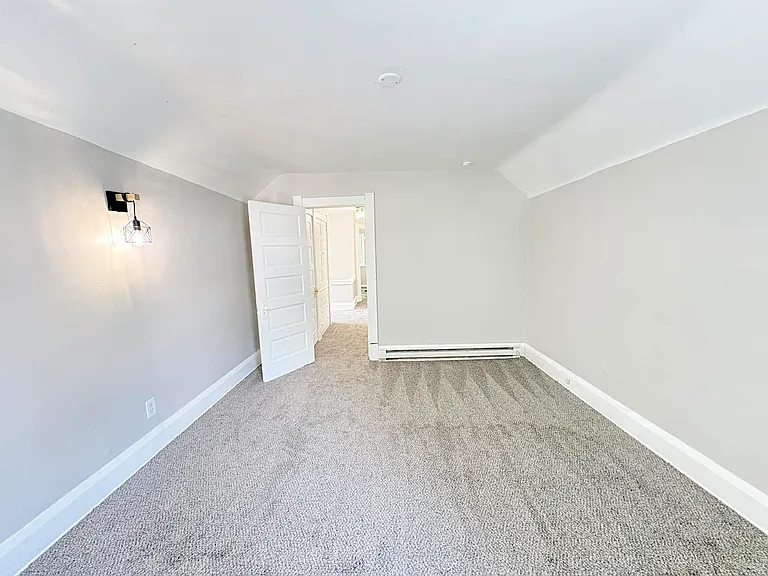 2552 Foraker Ave — Photo 19