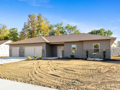 988 E Hawthorn Ln, Columbia City, IN, 46725