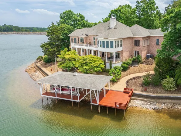 8 Guindola Cir, Hot Springs, AR 71909