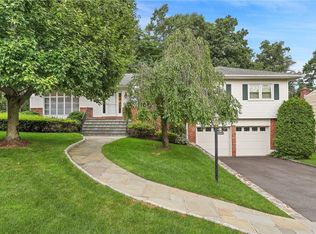 17 Magnolia Rd, Scarsdale, NY 10583