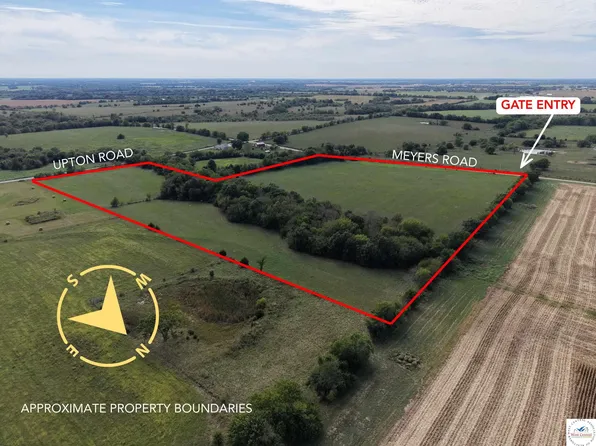 34798 Meyers Rd, Green Ridge, MO 65332