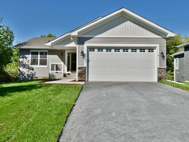 6501 Carrigan Lake Dr — Photo 5
