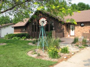 308 S Douglas St, Inwood, IA 51240