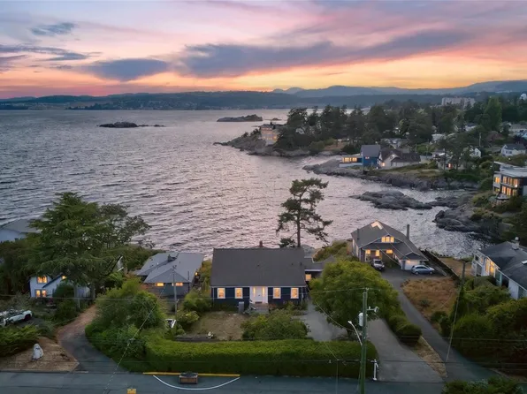 436 Constance Ave, Esquimalt, BC V9A 6N3