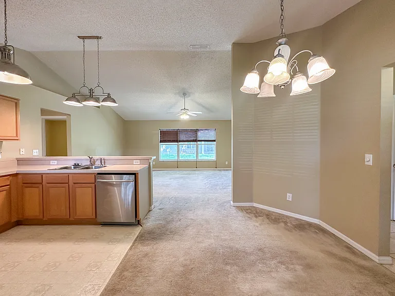 224 Faulkner St — Photo 11