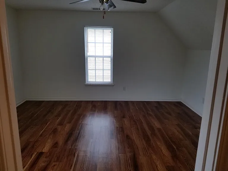All interior photos taken Jan 2017