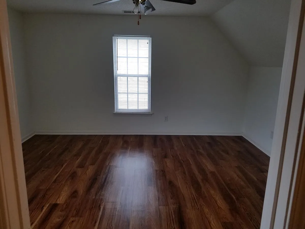 All interior photos taken Jan 2017 - 9025 Blueshot Ct