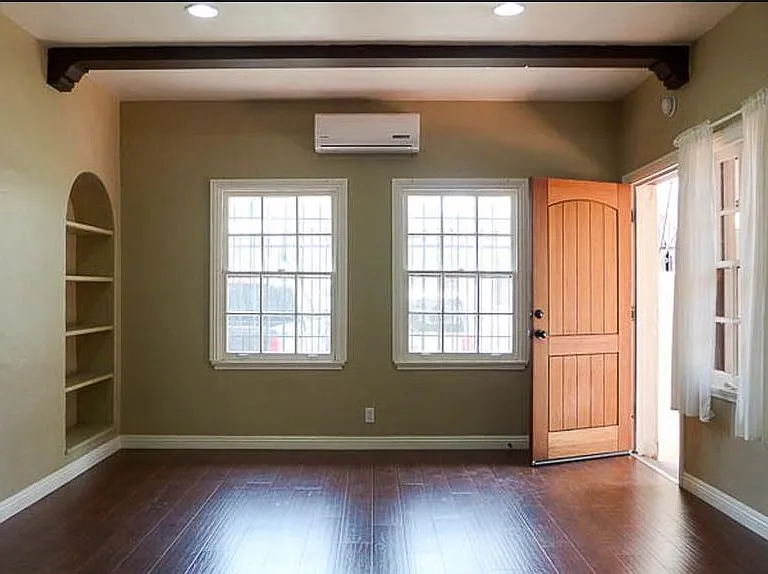 1140 Arapahoe St — Photo 3