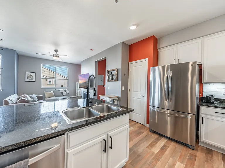 2490 Eastshore Pl #A — Photo 27