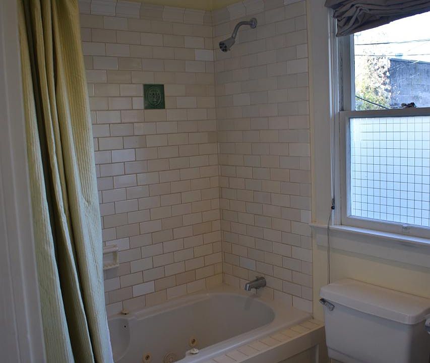 Jetted tub and shower