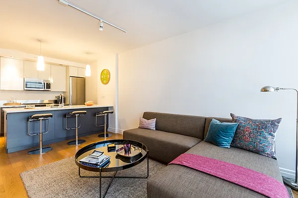 Rented by Two Trees | media 13