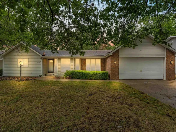 2709 Lawrence Ave, Lawrence, KS 66047