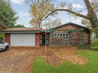 1303 S Western Ave, Champaign, IL 61821