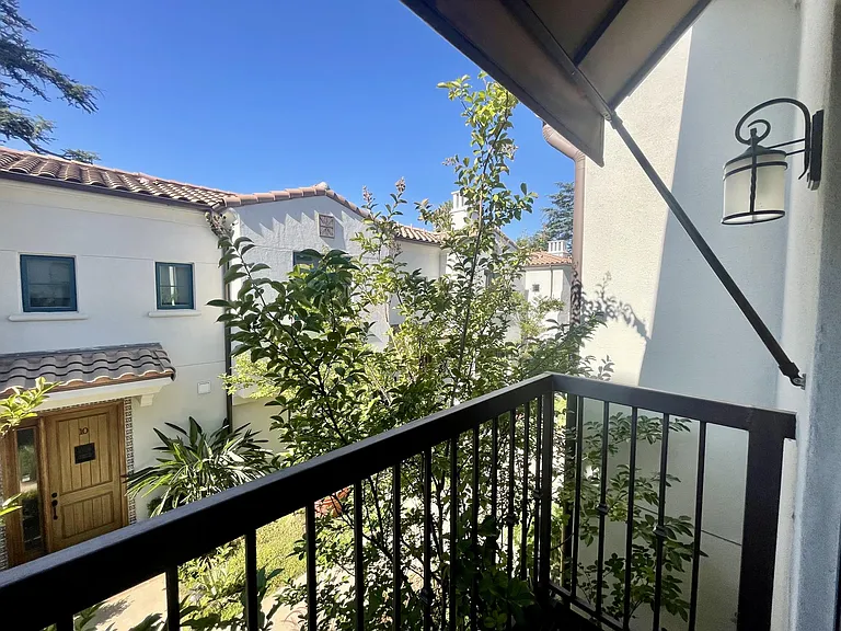 188 S Sierra Madre Blvd #4 — Photo 14