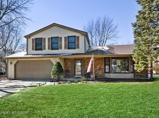 1525 N Columbia St, Naperville, IL