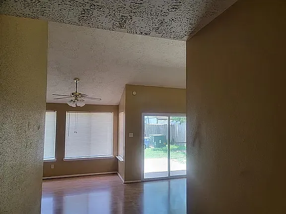 19207 Cypress Canyon Dr — Photo 22