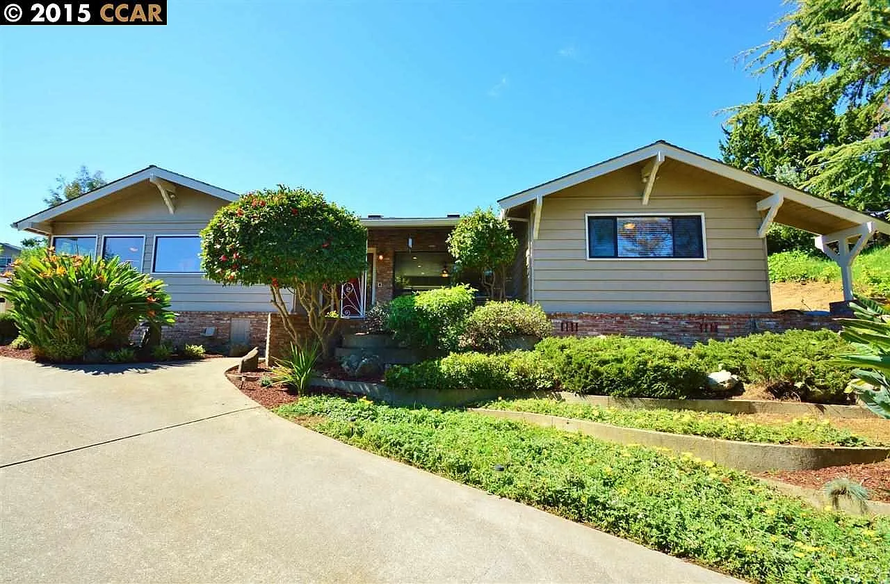 17443 Parker Rd photo 1