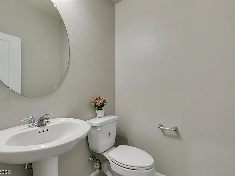2864 Cabrillo Terrace St — Photo 28