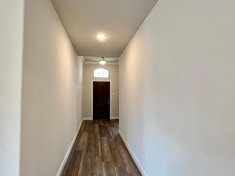 2817 Diamondback Dr — Photo 10