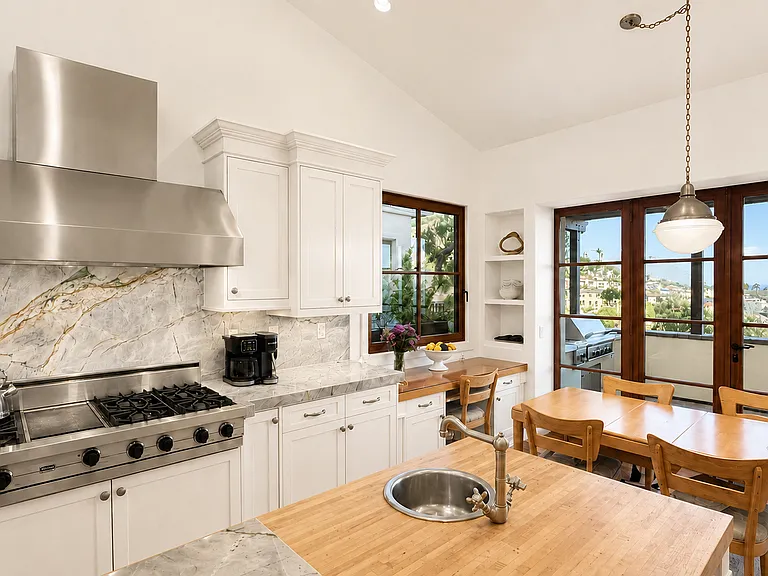 1131 Emerald Bay — Photo 10