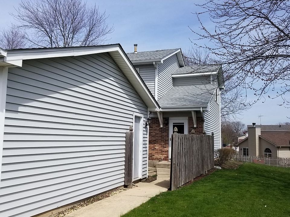 1st image of 7 Scarlet Hawthorn Pl