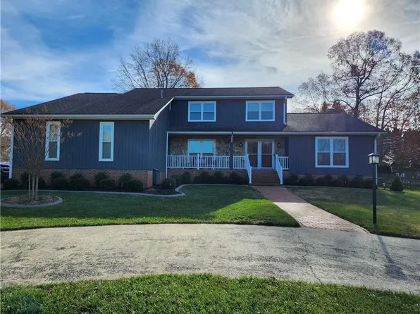 400 Chancery Park Ct, Kernersville, NC 27284