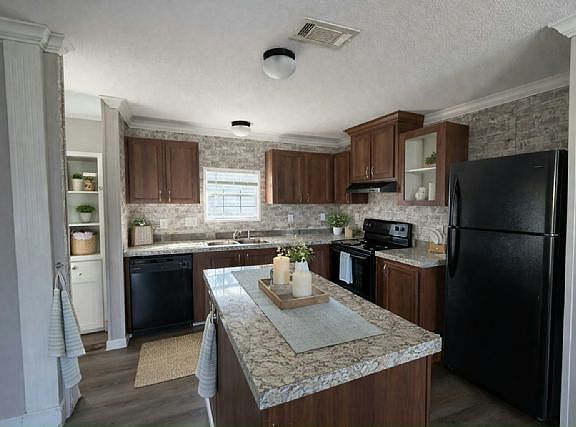 2nd image of 1866 Windy Ave #595