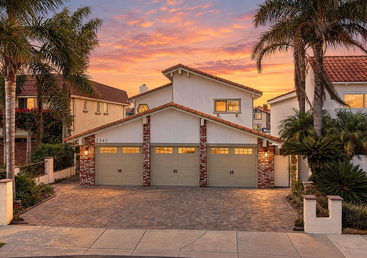 3 Bedroom + 3.5 Bathroom Home | Mandalay Bay | Oxnard | Unfurnished — Photo 2