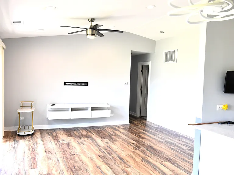 1285 Bamburg Ct #D — Photo 13